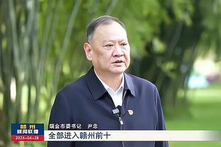 沃格尔：比尔更多在为球队发起进攻 他是球队最好的内线突分手